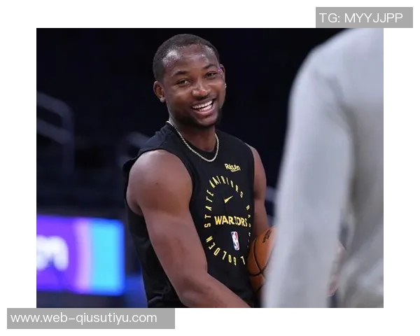 库里谈库明加表现:适度分析更有利于球员成长与团队发展 库里谈库明加表现:适度分析更有利于球员成长与团队发展